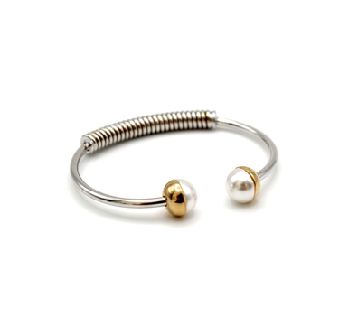 pearl bangle